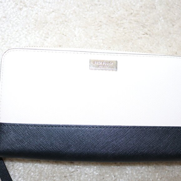 kate spade Handbags - Kate Spade Black and Cream Wallet